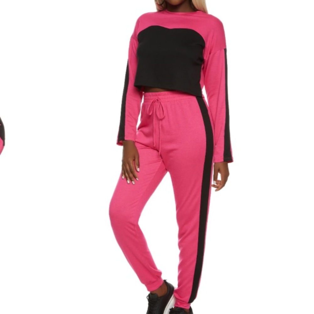 Colorblock Set Sweatshirt & Joggers